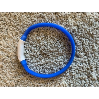 Világító USB led nyakörv kis közepes  méretben kék színben