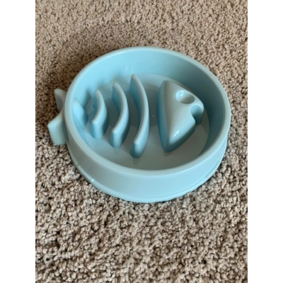 Habzsolásgátló tányér halcsontváz mintával Kék