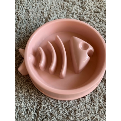 Habzsolásgátló tányér halcsontváz mintával Rózsaszín