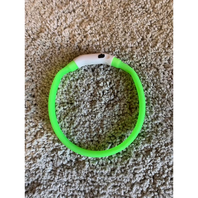 Világító USB led nyakörv közepes  méretben zöld színben